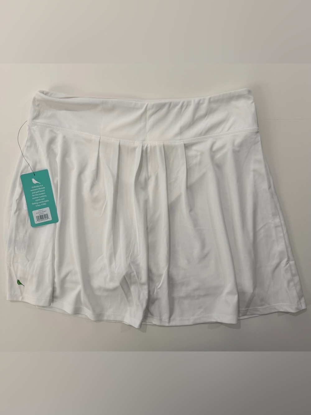 18Birdies Women’s White Pleated Golf Skort Size L NWT